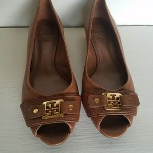 Tory Burch flats open toe